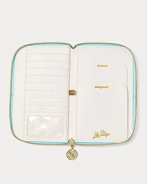 Lilly Pulitzer Passport Travel Wallet Coconut Bamboo Logo Trellis