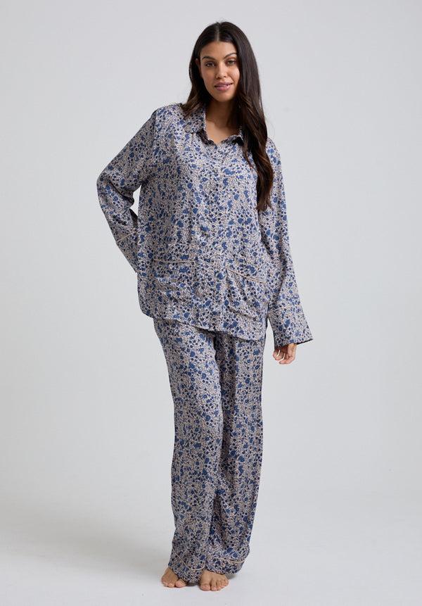 lily and lionel Evie Long Sleeve Aster Print Pyjama Set In Blue