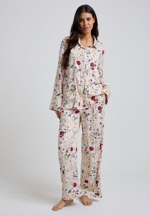 lily and lionel Evie Long Sleeve Pressed Floral Print Pyjama Set In Cream