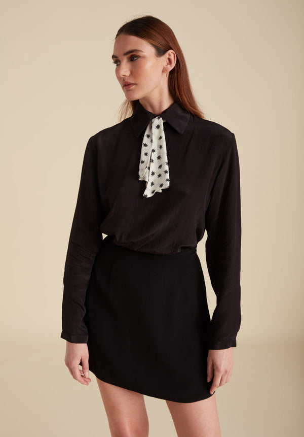 Lily And Lionel Jude Cravat Style Spellbound Print Blouse In Black