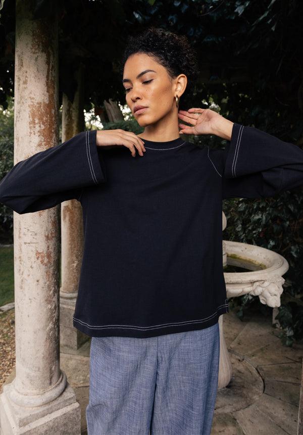 Lily And Lionel Bell Full Sleeves Top In Black