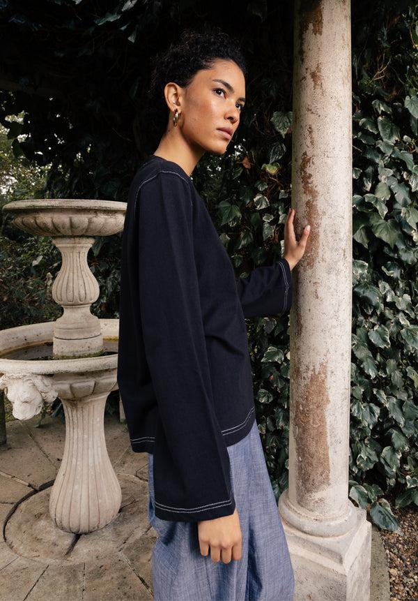 Lily And Lionel Bell Full Sleeves Top In Black