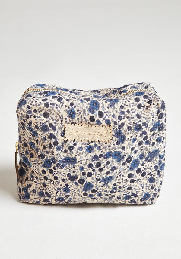 lily and lionel Nola Aster Print Wash Bag In Blue