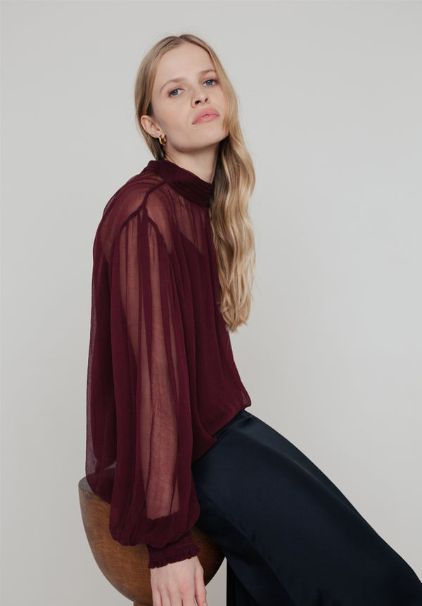 Lily And Lionel Molly Turtle Neck Blouse In Burgundy