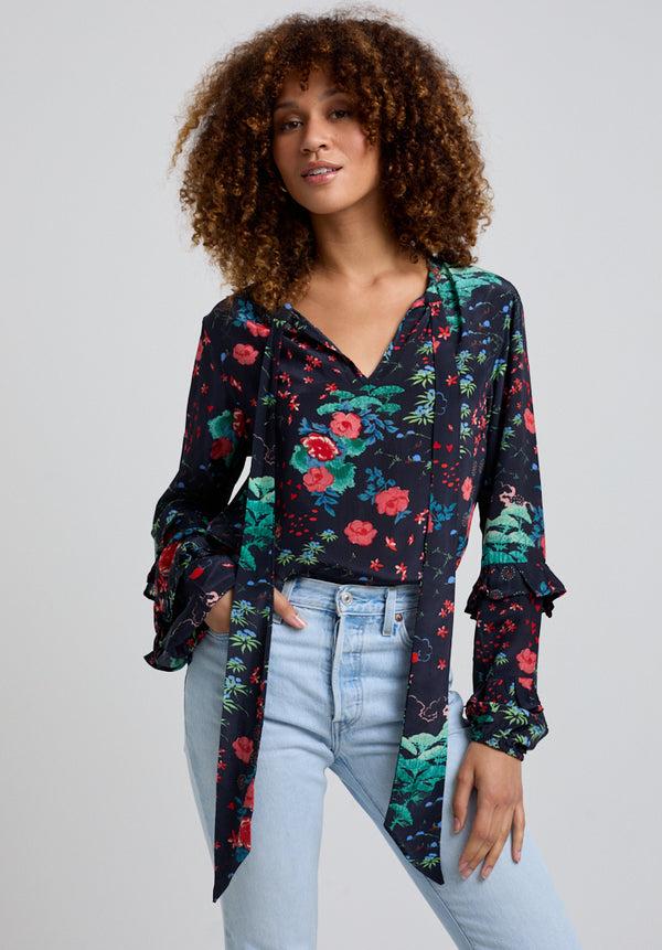 lily and lionel Rina Ruffle Sleeve Wonderland Print Blouse In Black