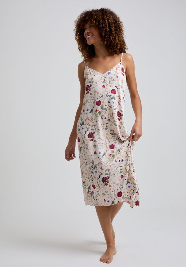 Lily And Lionel Rosie V-Neck Pressed Floral Print Nightie In Cream