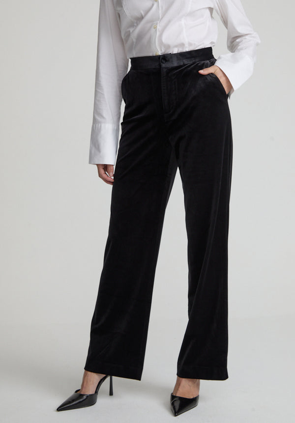 Lily And Lionel Sienna Straight Leg Velvet Trouser In Black