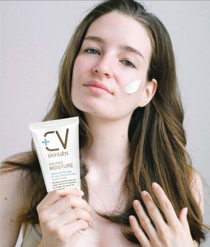 Lily Lolo CV Skinlabs Calming Moisture For Face Neck And Scalp
