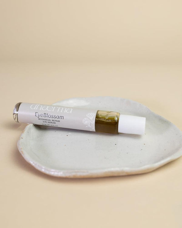 Lily Lolo Dhaermaskin EyeBlossom