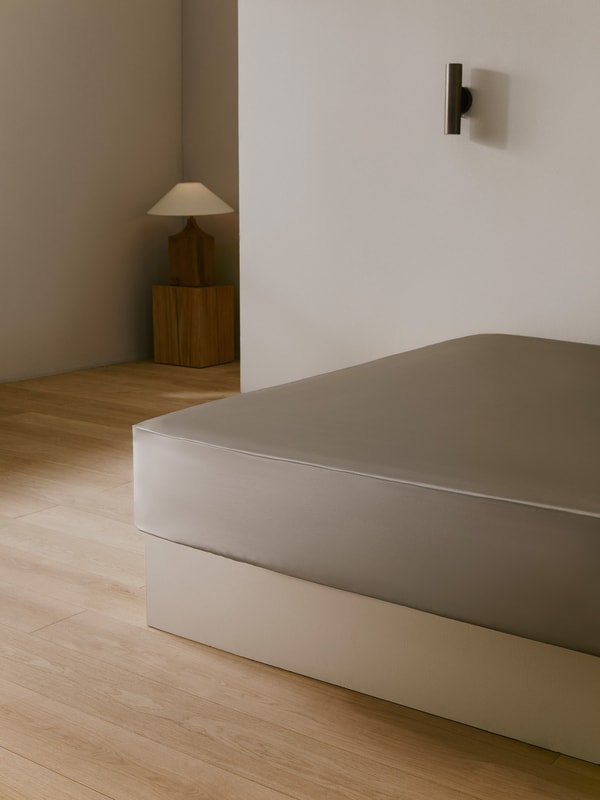 lilysilk 25 Momme Seamless Luxury Fitted Sheet