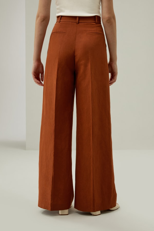 Lilysilk Front-Pleated Silk-Linen Blend Trousers