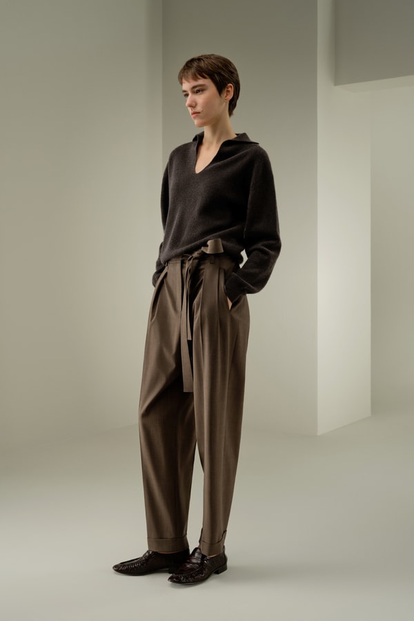 Lilysilk Front-Pleated Silk-Wool Barrel Pants