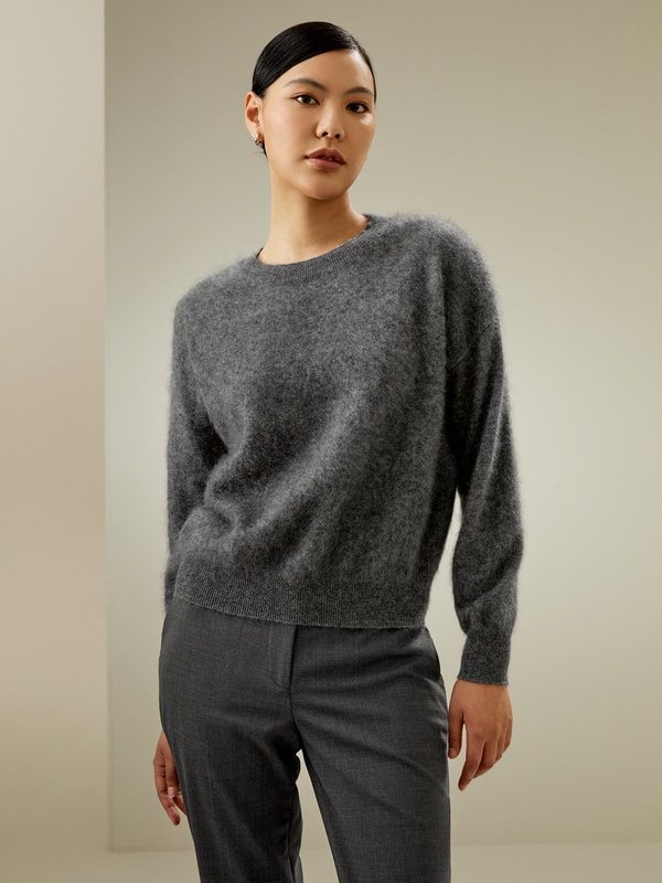 Lilysilk Relaxed Drop-Shoulder Cashmere Sweater