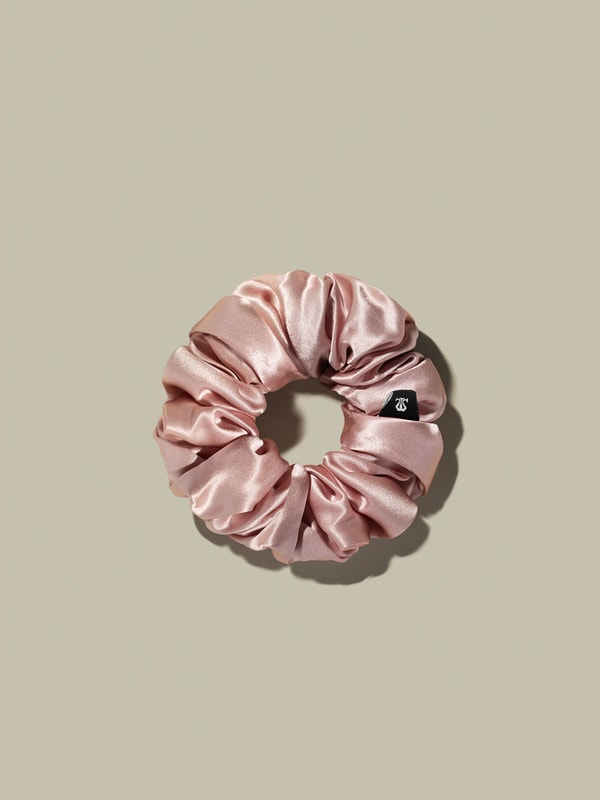 Lilysilk Soft Silk Medium Scrunchie