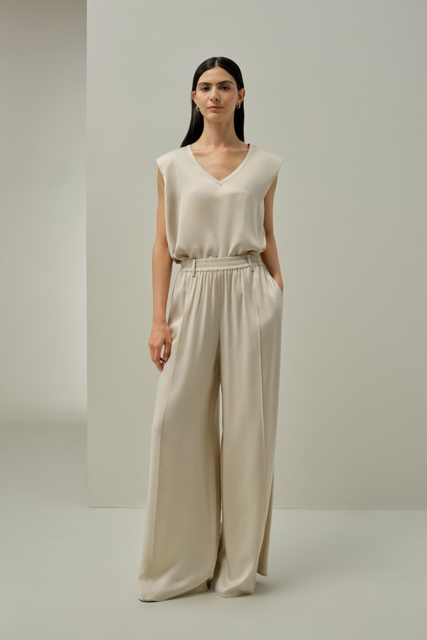 lilysilk LILYSILK x Melissa Murrell Silk Suede Sleeveless V Neck Top