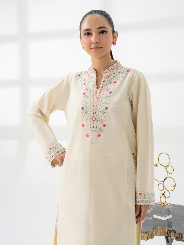 Limelight 2 Piece Khaddar Suit-Embroidered (Pret)