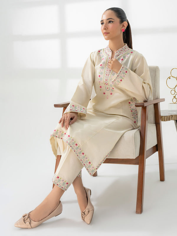 limelight 2 Piece Khaddar Suit-Embroidered (Pret)