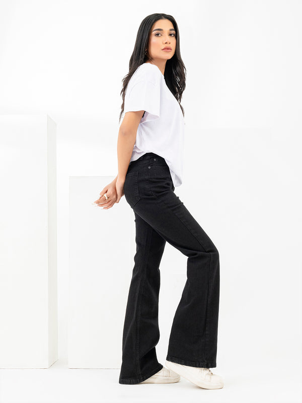 Limelight Basic Bootcut Jeans