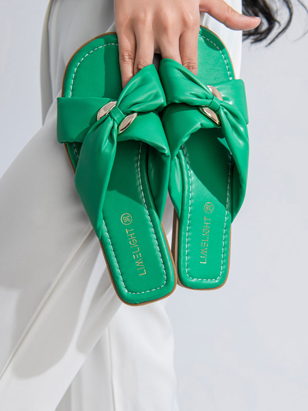 Limelight Bow-Tie Flats