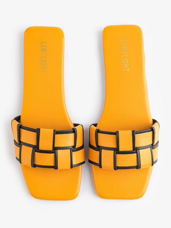 Limelight Criss Cross Patterned Flats