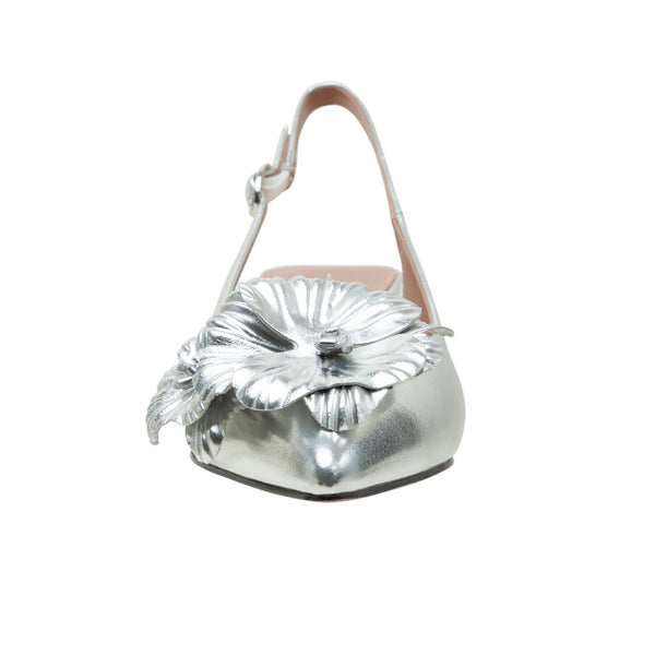 Linea Paolo CASTIEL | Floral Kitten Heel Slingback Pumps Silver Crackled Metallic