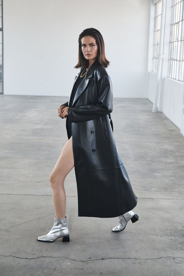 Linea Paolo SAYLOR | Block Heel Leather Ankle Boots Silver Crackled Metallic Leather