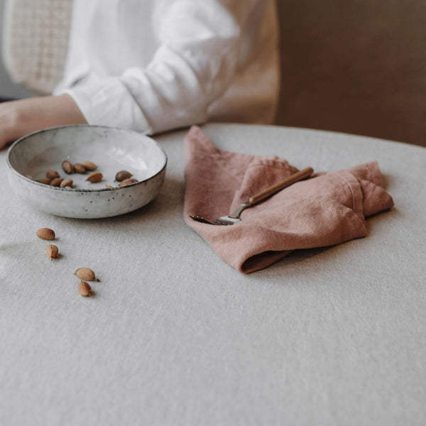 Linen Tales Cafe Creme Lightweight Linen Napkins Set Of 2