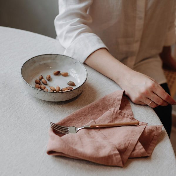 Linen Tales Cafe Creme Lightweight Linen Napkins Set Of 2