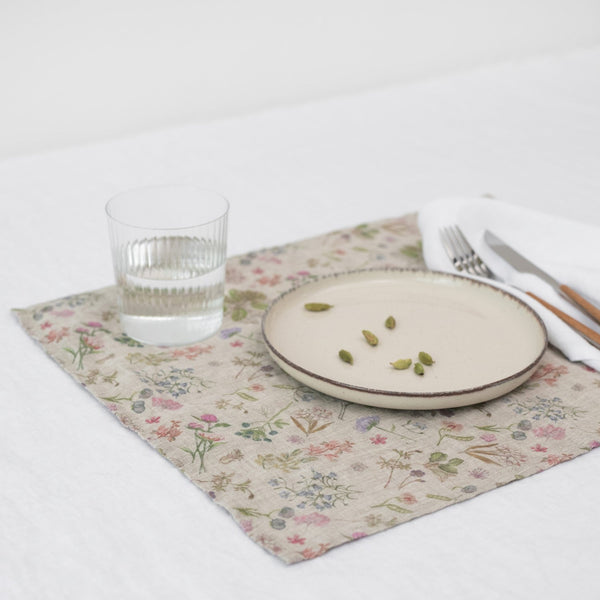 Linen Tales Botany 2 Lightweight Linen Placemat