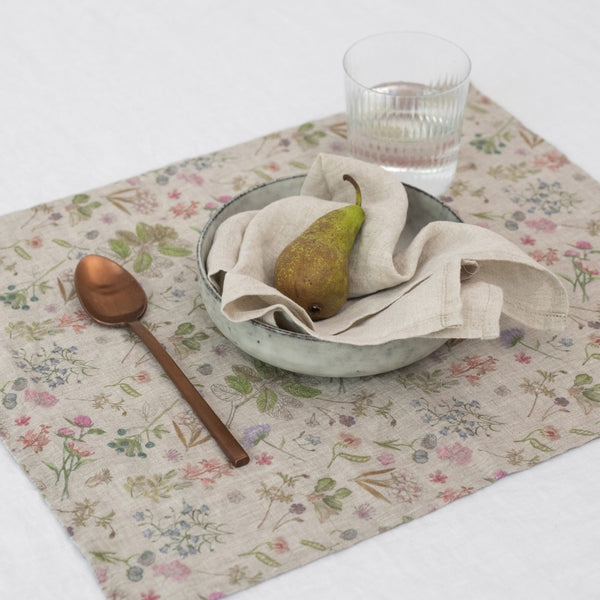 Linen Tales Botany 2 Lightweight Linen Placemat