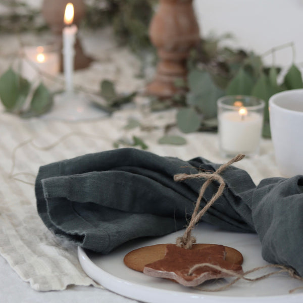 Linen Tales Forest Green Linen Napkins Set Of 2