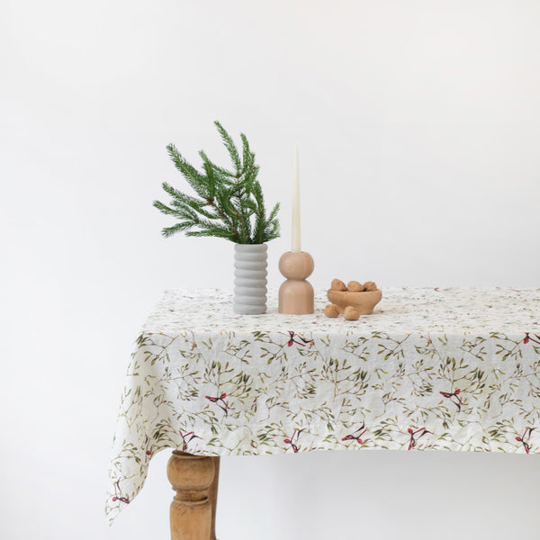 linen tales Mistletoe Linen Tablecloth