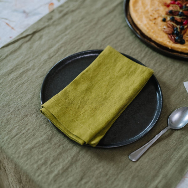 Linen Tales Moss Green Linen Napkins Set Of 2
