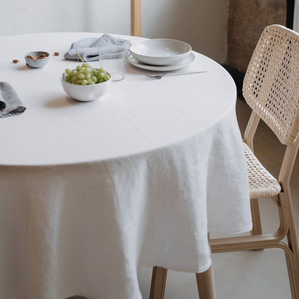 Linen Tales White Lightweight Linen Round Tablecloth