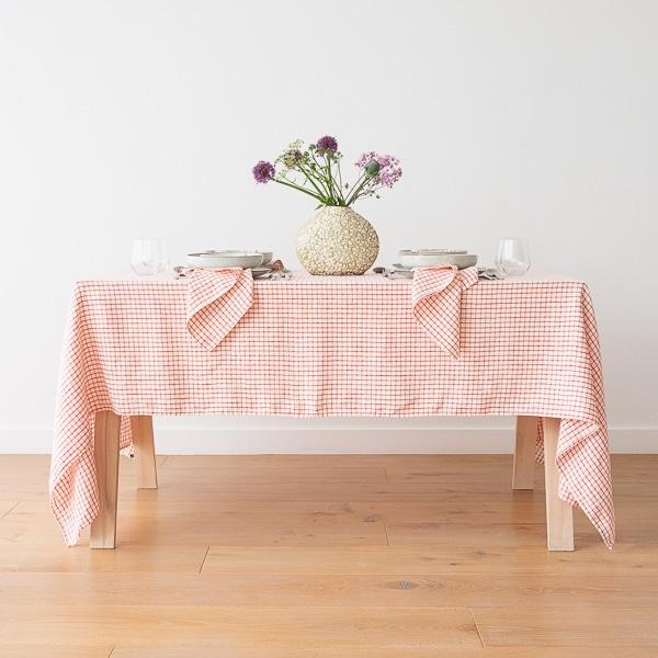 Linenme Linen Tablecloth Graphic Check Off White Red