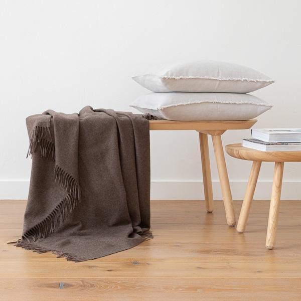 Linenme 100% Cashmere Throw Vesuvio Brown