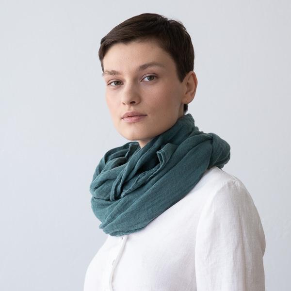 Linenme Balsam Green Linen Summer Scarf Garza