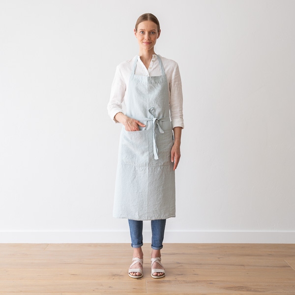 linenme BIB Apron Ice Blue Stone Washed Linen