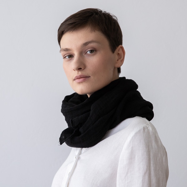 Linenme Black Linen Summer Scarf Garza