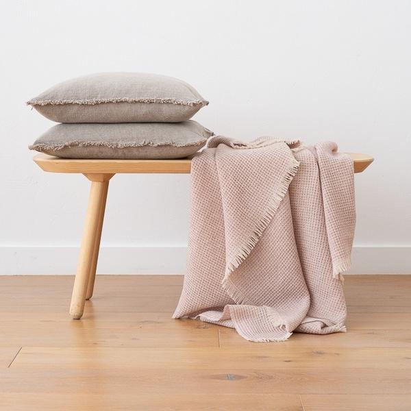 Linenme Extra Fine Merino Wool Throw Lily Rosa