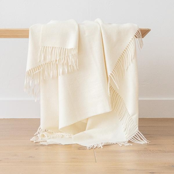 linenme Ivory Baby Alpaca Throw Bella