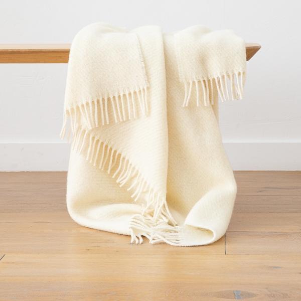 linenme Ivory Wool Throw Paula