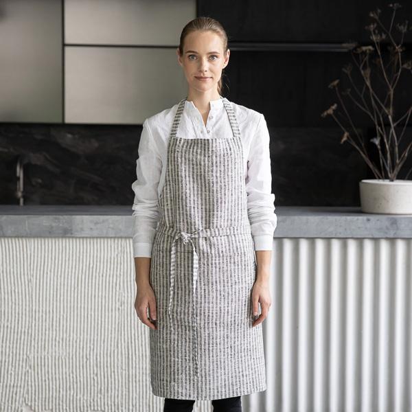 Linenme Linen Bib Apron Black Natural Brittany
