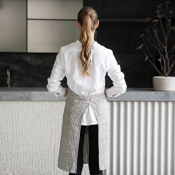 Linenme Linen Bib Apron Black Natural Brittany