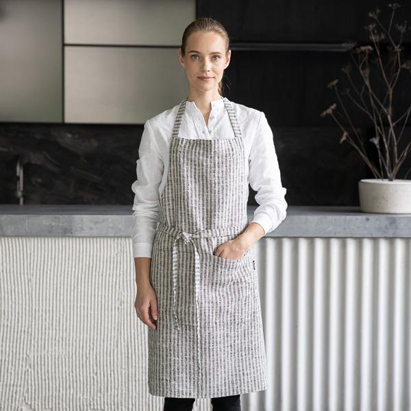 linenme Linen Bib Apron Black Natural Brittany