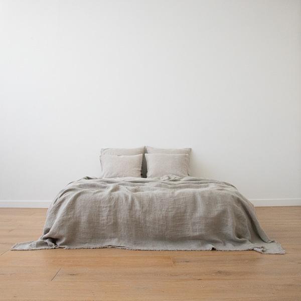 Linenme Natural Linen Throw With Fringes Rustico