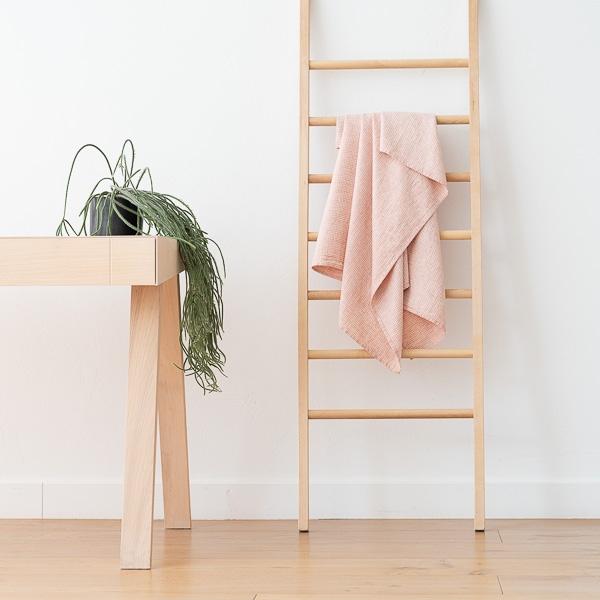 Linenme Rosa Linen Cotton Bath Towel Wafer Washed