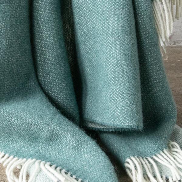 Linenme Spa Green Wool Throw Roberto