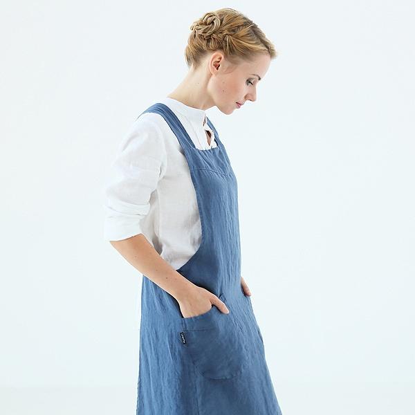 Linenme Stone Washed Linen Back Cross Apron Indigo