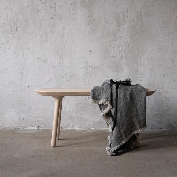 Linenme Natural Black Linen Throw With Fringes Rustico